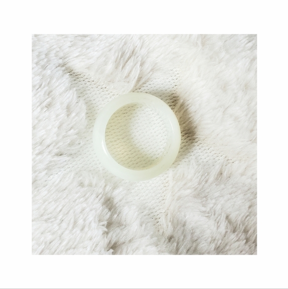 Stone ring  size 91/2- 10 aprox.NWOT - Picture 3 of 4